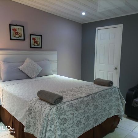 Hostal Vista Del Mar Трухильо Экстерьер фото